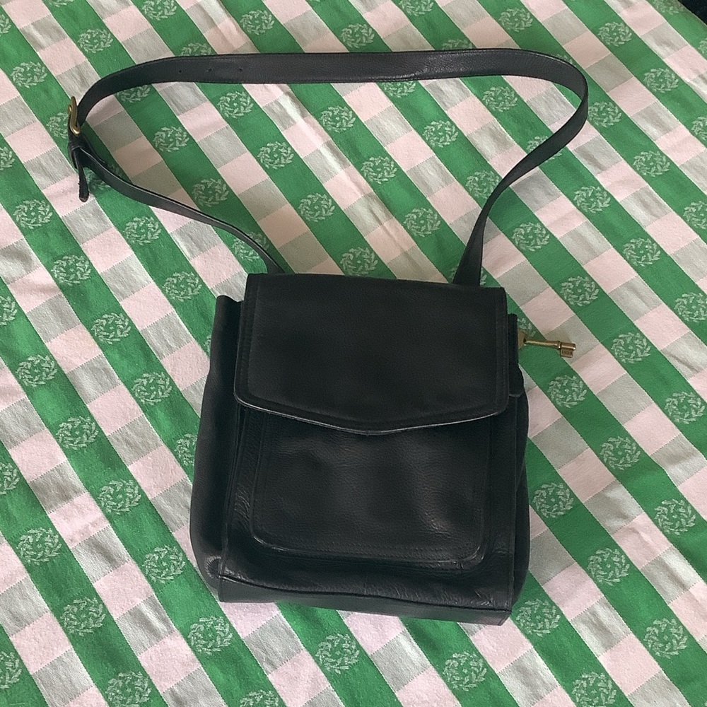 Vintage Fossil Pebble Leather cross body shoulder bag + key fob
